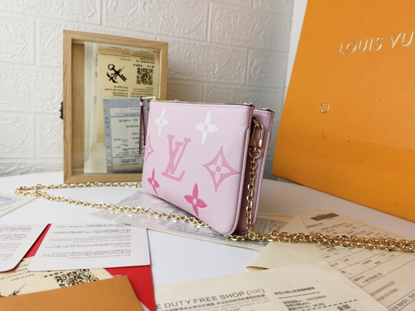 ルイヴィトンバッグ背面デザイン